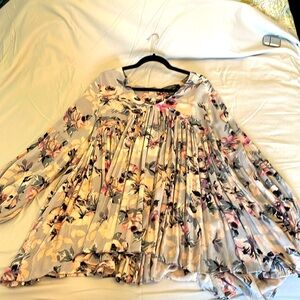 Chelsea & Theodore Women’s Floral Peasant Blouse 3X